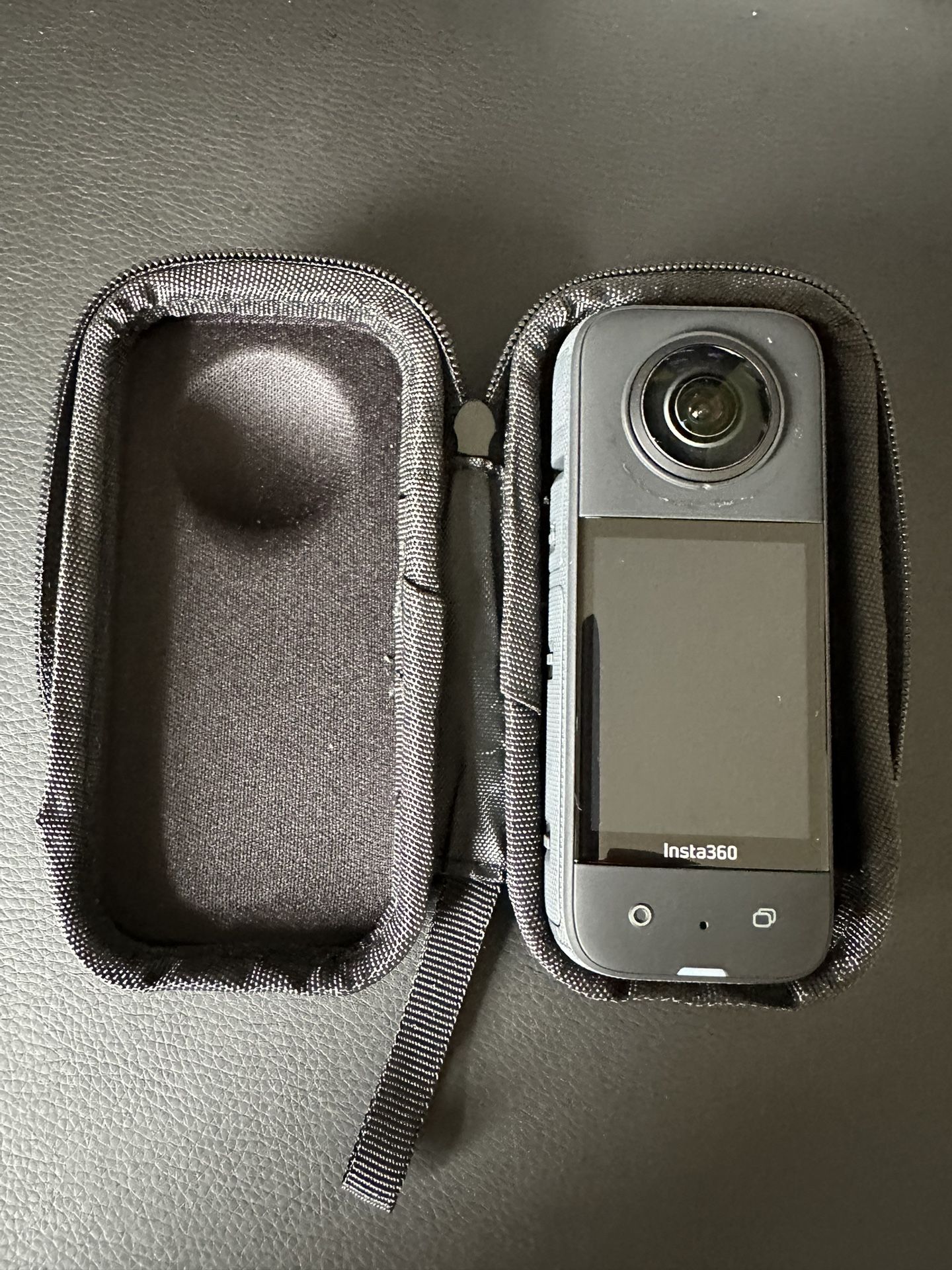 Insta 360 X3.