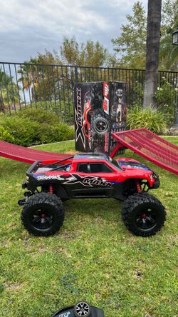 🔥 TRAXXAS X-MAXX 8S 4X4 – LIKE NEW – ALL ORIGINAL – RED – WITH ORIGINAL BOX! 🔥