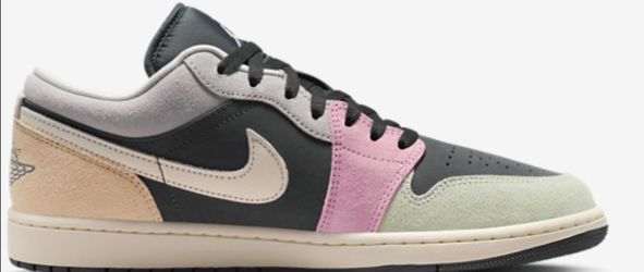 Air Jordan 1 Low SE Size 10.5