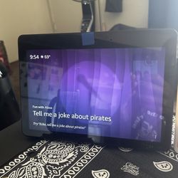 Amazon Echo Show (2nd Gen) review: Better in every way, and better ... The Amazon Echo Show (2nd Generation, released 2018) features a 10.1-inch HD