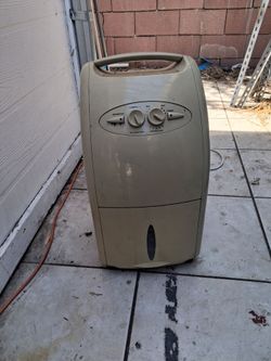 Hydrofarm Dehumidifier