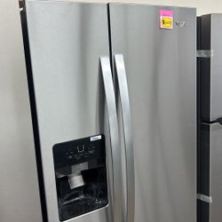New.  Whirlpool. 33 Inch Wide. Apartment Side 