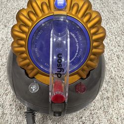 Dyson Big Ball Multi Floor vacuum cleaner 