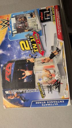 2015 WWE Monday Night Raw Ultimate Entrance Stage