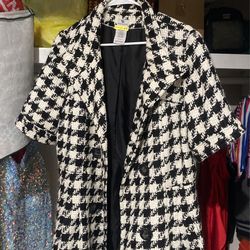 Quarter Sleeve Coat