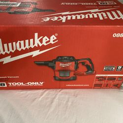 Milwaukee M 18 Handheld Vacuum And Attachment Tool Only