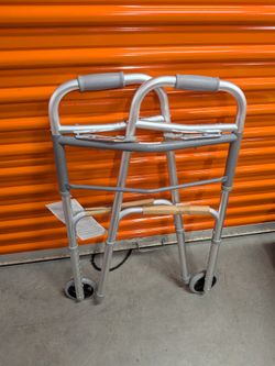 $5 Walker