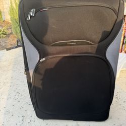 Delsey 4 Pc Luggage Set 