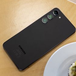 Samsung S23+ 