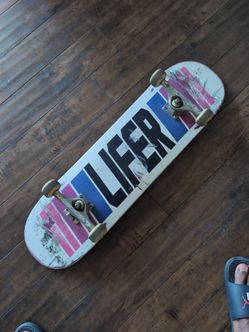 Complete skateboard