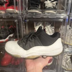 Jordan 11 Tuxedo 