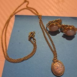 AVON Vintage Faux Opal Jewelry Set Necklace  And Clip-on Earrings 