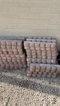 Scalloped pavers