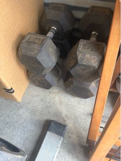 60/70 lbs rubber hex dumb bells