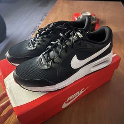 Women’s Nike Air Max