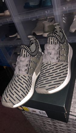 ADIDAS NMD R2 PK