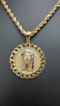 Gold chain gold pendant 10kt