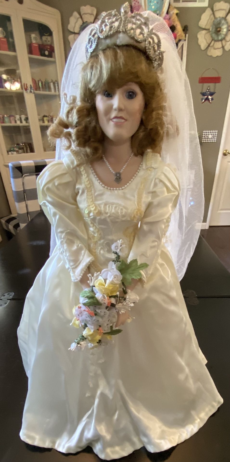 BEAUTIFUL VINTAGE Princess Bride Doll