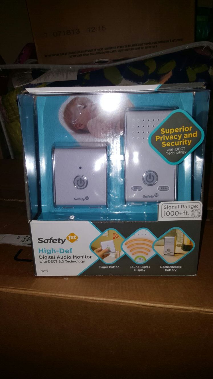 Audio monitor set