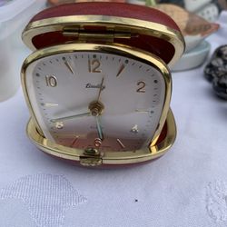 Vintage Bradley Wind Up Analog Travel Alarm Clock Folding Case 