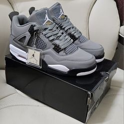 Jordan 4 Retro 