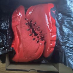 Red 9s Size 10 $200