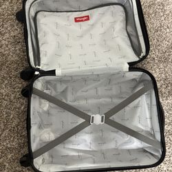 Suit Case Carry On 