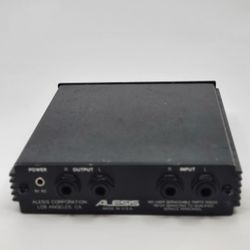 Vintage Alesis Micro Limiter CompressorLimiter Signal Processor. 
Pre-owned, in good working and cosmetic shape. Made in Los Angeles, CA.
No accessori