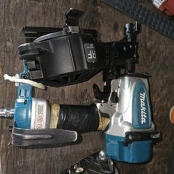 Pistola de aire ,clavos 