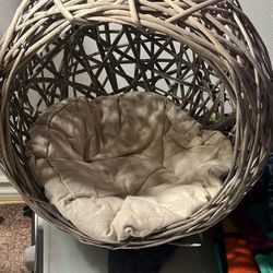 Cat Bed Basket