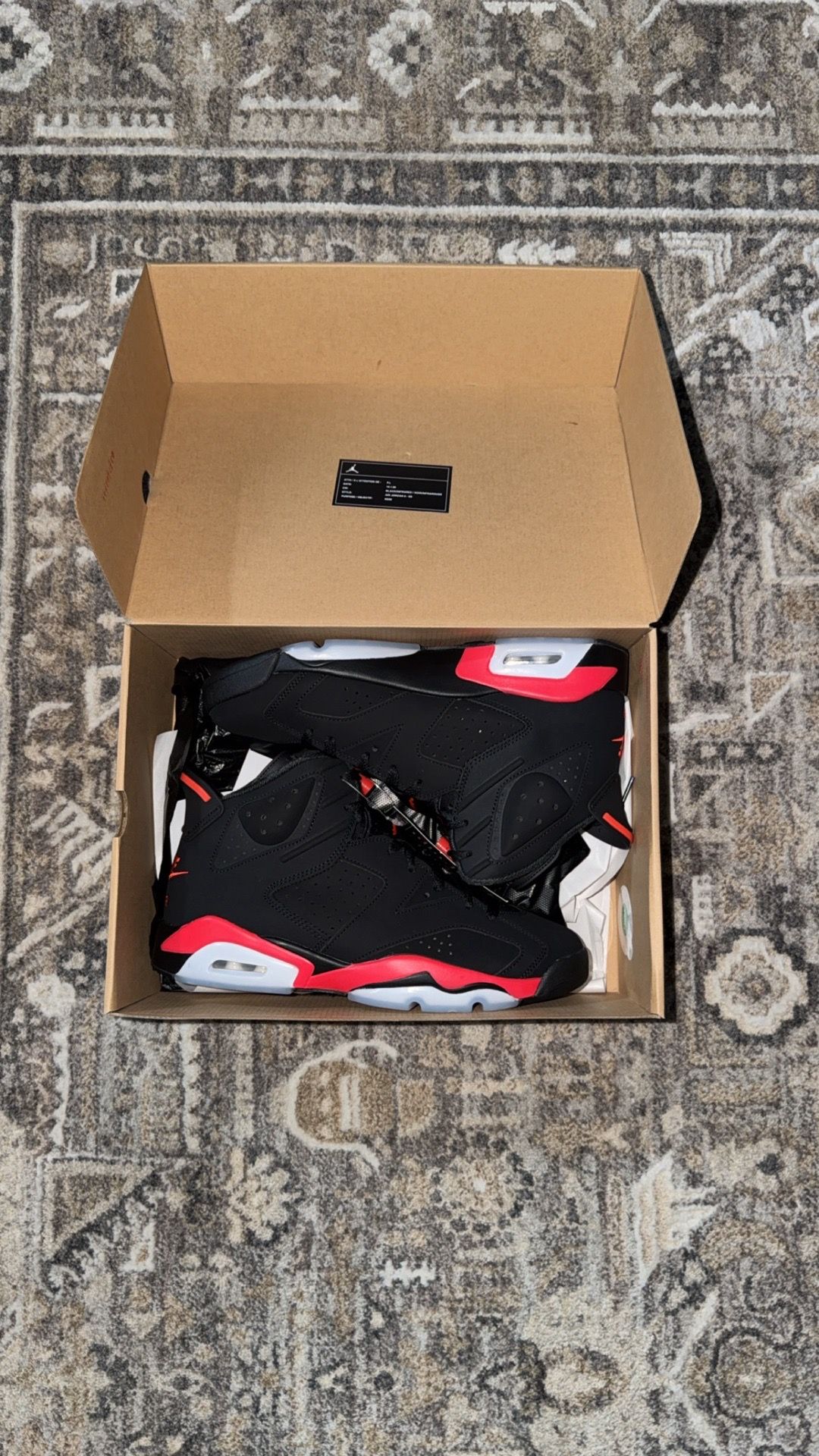 Jordan 6 Retro Infrared size 10.5 men new