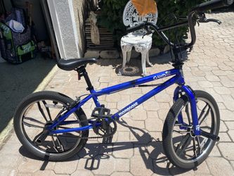 Mongoose Grid Mag 20 Inch Bike for Sale in Winter Springs, FL 
