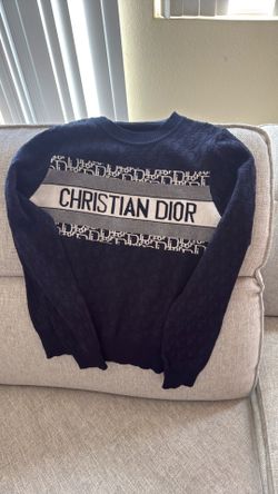 CD women’s sweater-small