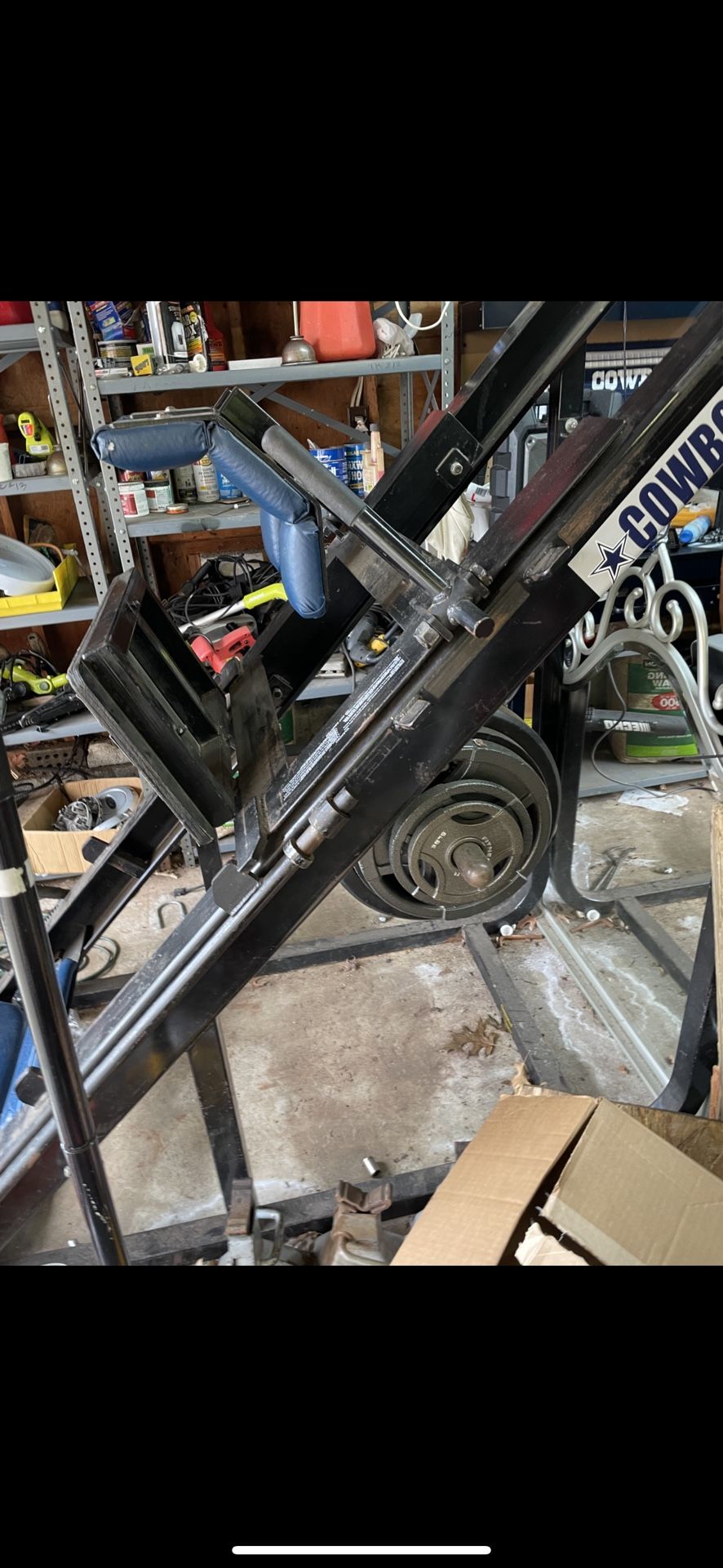Leg Machine