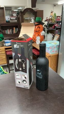 5 Piece Wine Tool Set with Bottle Case