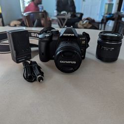 Olympus e-520 With kit Lesnes battery Charger car Charger lens Cap