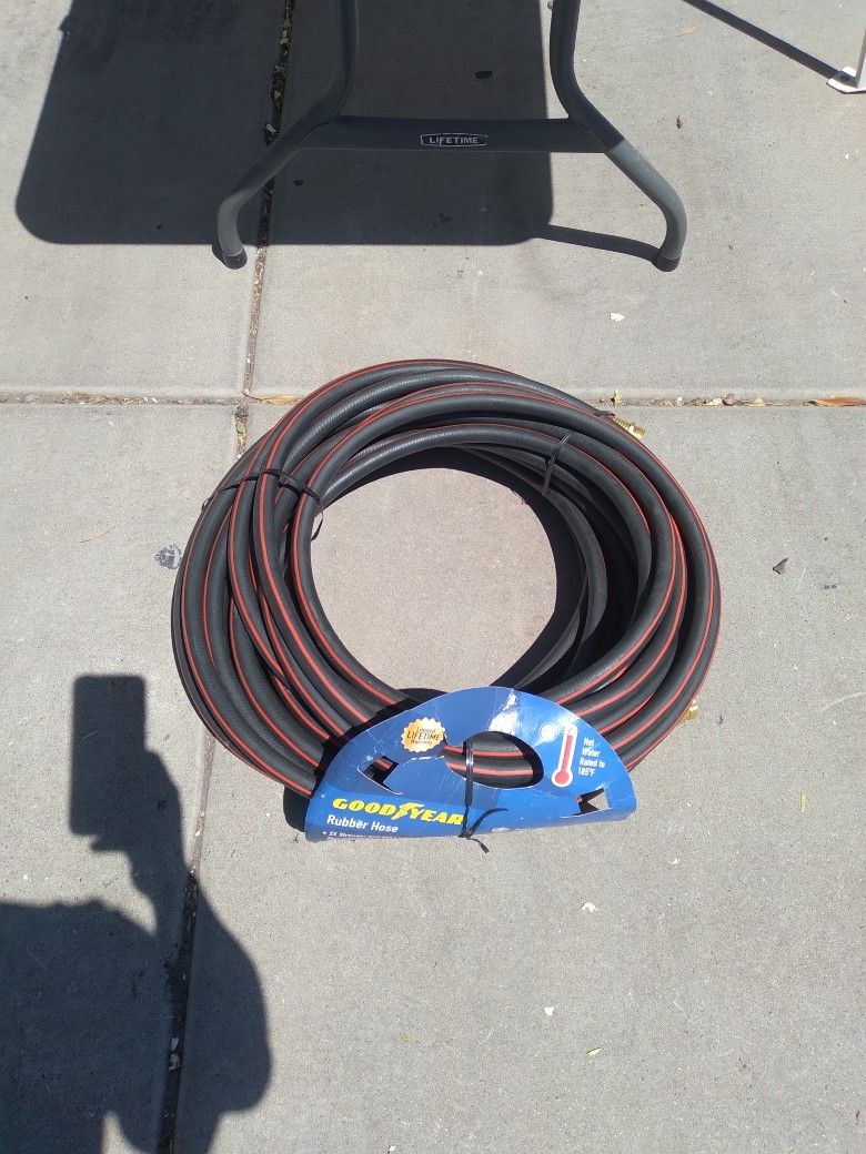 Rubber Hose 100ft  GoodYear.      New