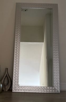 Long Mirror