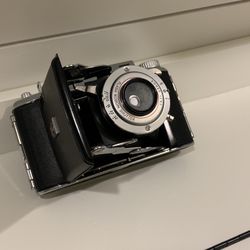 Kodak Vintage 1950’s Tourist II Folding Camera