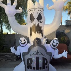Halloween GEMMY 10. ft Haunted Graveyard Scene Led Ghosts Blowup Inflatable NEW 