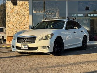 2011 INFINITI M