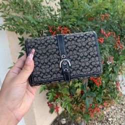 COACH WALLET $15
