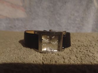 Woman's Kessaris Quartz watch like new