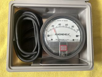 Dwyer Magnehelic