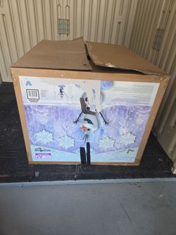 (New) animated Olaf hard to find rare