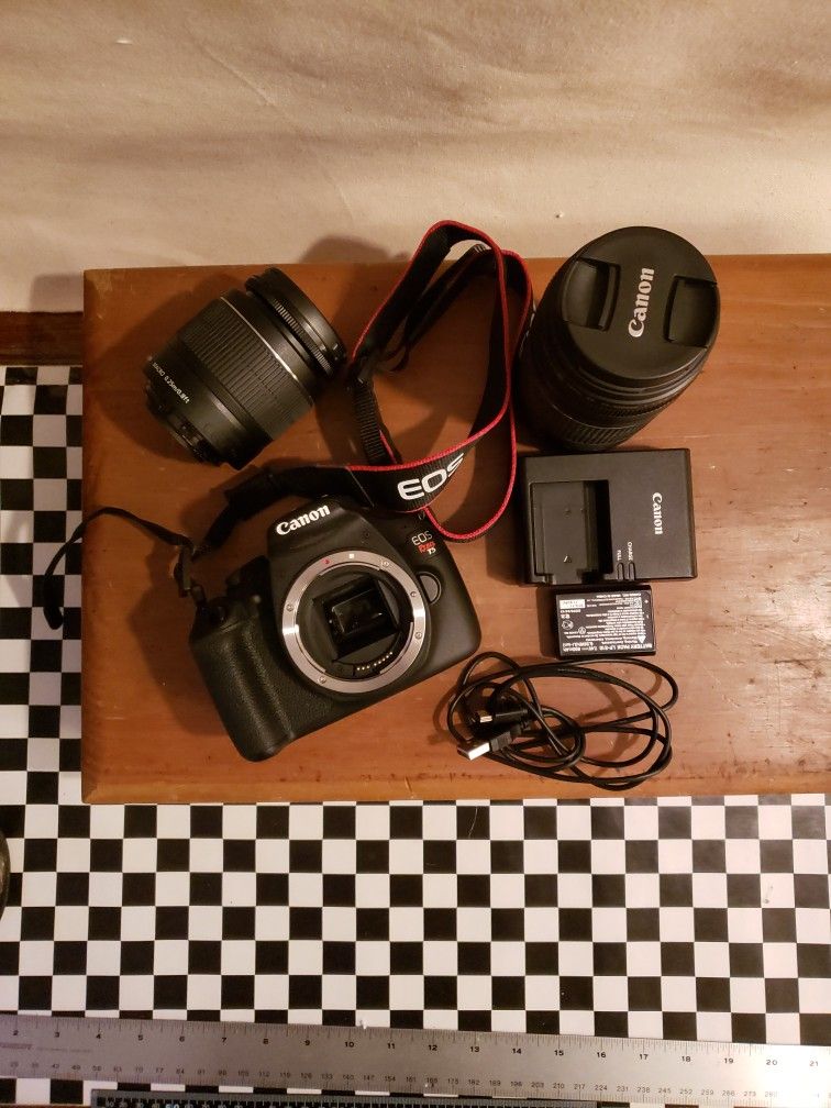 Canon EOS Rebel T5 Digital SLR Camera Premium Kit