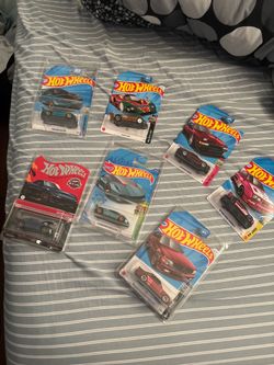 Hotwheels super treasure hunts