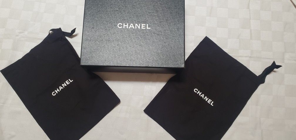 Chanel Empty Shoe Box W/2 Shoe Dust Bags