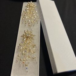 VTG  bicone Crystal And Pearl Cluster Earrings -pre-owned…good 