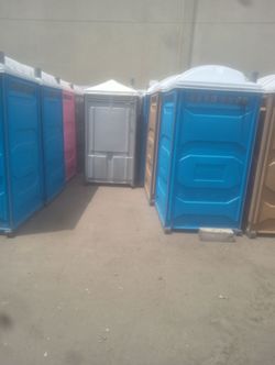 Portable restroom
